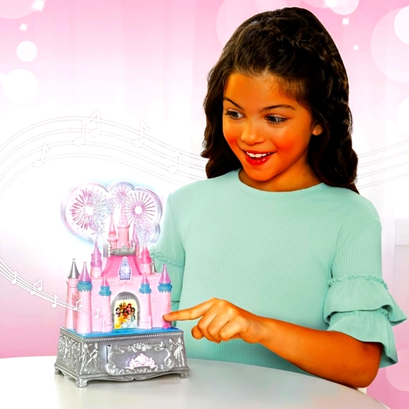 NIB Disney princess wishes 100th Celebration Castle musical light up Jewelry box - Picture 5 of 6